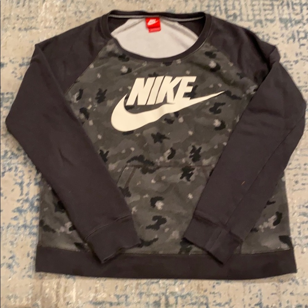 Nike Leopard Sweatshirt